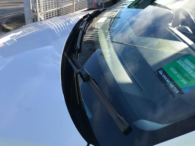 2019 Volkswagen Caddy C20 2.0TDI BMT 102PS TRENDLINE  AIR CON  EURO 6 (GM19UNE) Image 44