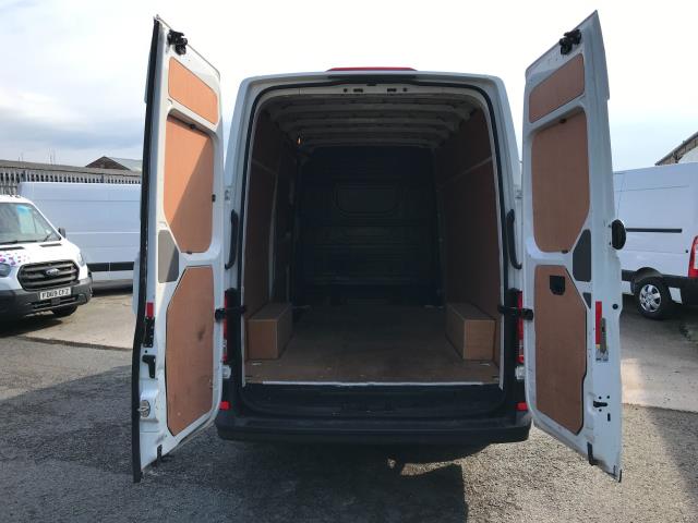 2019 Volkswagen Crafter CR35 MWB 2.0TDI 140PS STARTLINE HIGH ROOF EURO 6 (GM19UOH) Image 25