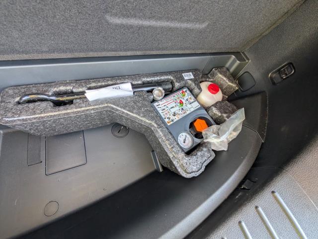 2023 Hyundai Santa Fe 1.6 Tgdi Hybrid Premium 5Dr 4Wd Auto *7 Seater* (GV23WUP) Image 11