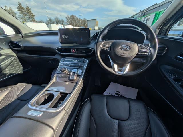 2023 Hyundai Santa Fe 1.6 Tgdi Hybrid Premium 5Dr 4Wd Auto *7 Seater* (GV23WUP) Image 16