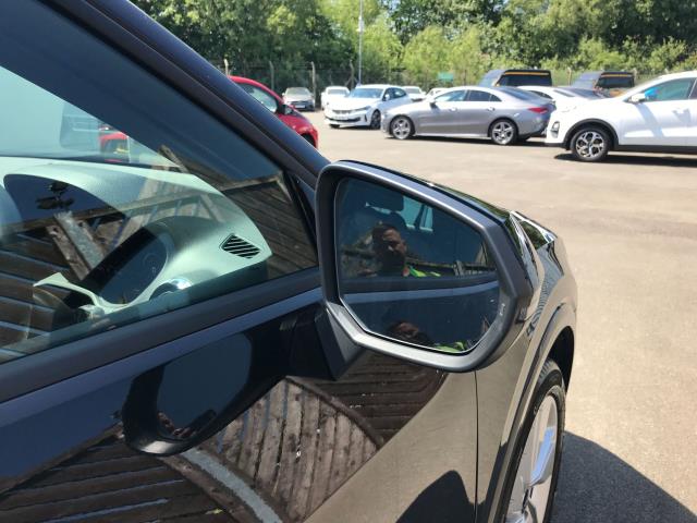2022 Audi Q2 30 Tfsi S Line 5Dr (HG22VYM) Image 29