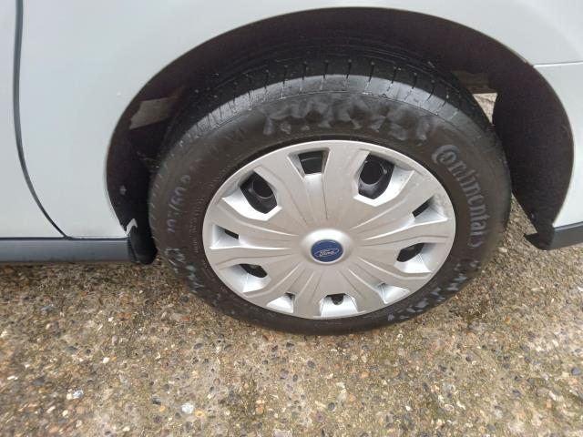 2024 Ford Transit Connect 1.5 Ecoblue 100Ps L2 Trend Van (HN24LMY) Image 33