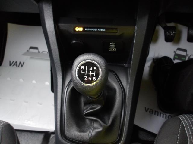 2024 Ford Transit Courier 1.5 Ecoblue Leader Van (HN74OXV) Image 32