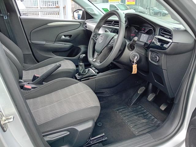 2023 Vauxhall Corsa 1.2 Design 5Dr (KE72NLM) Image 17