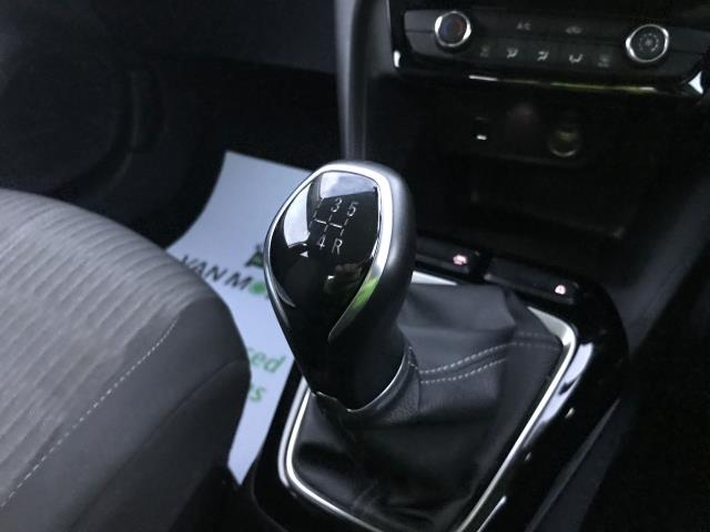 2023 Vauxhall Corsa 1.5 Turbo D Se Premium 5Dr (KE72NMJ) Image 40