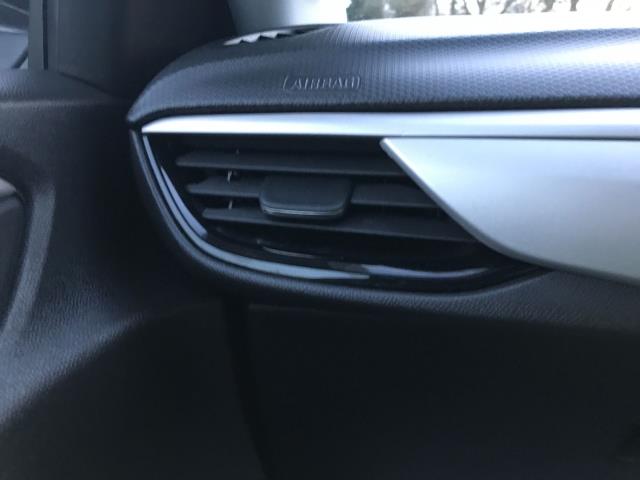 2023 Vauxhall Corsa 1.5 Turbo D Se Premium 5Dr (KE72NMJ) Image 31