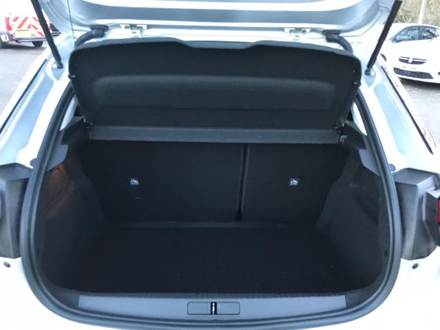 2023 Vauxhall Corsa 1.5 Turbo D Se Premium 5Dr (KE72NMJ) Image 19