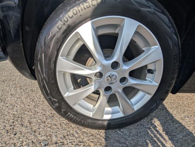 2023 Vauxhall Corsa 1.2 Design 5Dr (KE72NNH) Image 36