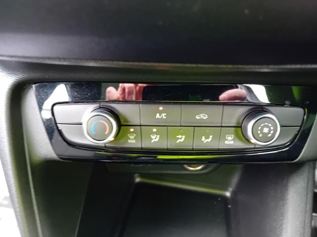 2023 Vauxhall Corsa 1.2 Design 5Dr (KE72YYP) Image 35