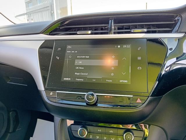 2023 Vauxhall Corsa 1.2 Turbo Design 5Dr Auto (KE72ZGM) Image 10