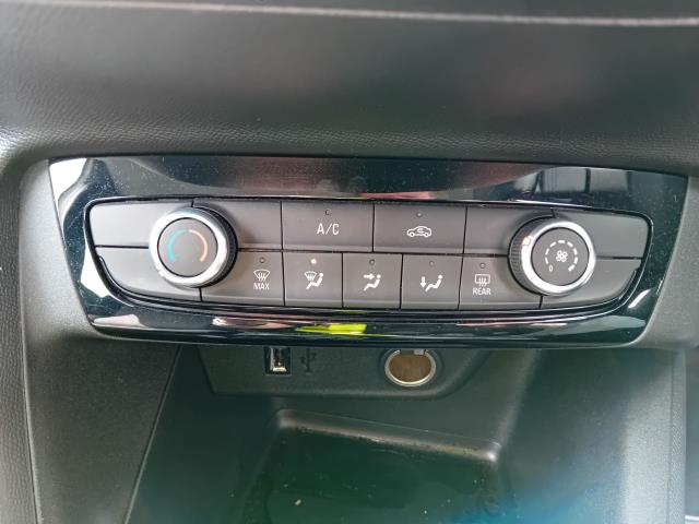 2023 Vauxhall Corsa 1.2 Turbo Design 5Dr Auto (KE72ZHB) Image 33