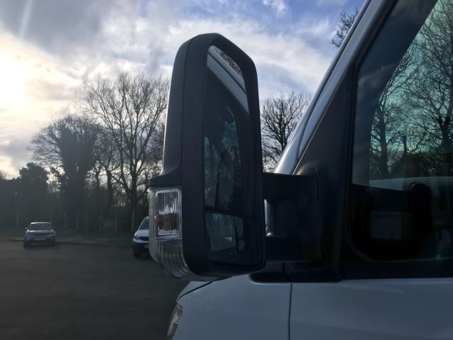 2019 Mercedes-Benz Sprinter 3.5T Crew Cab Tipper L3 (KJ19GOP) Image 16