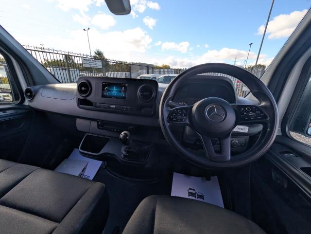2021 Mercedes-Benz Sprinter 3.5T H1 Progressive Van (KK21ABU) Image 20