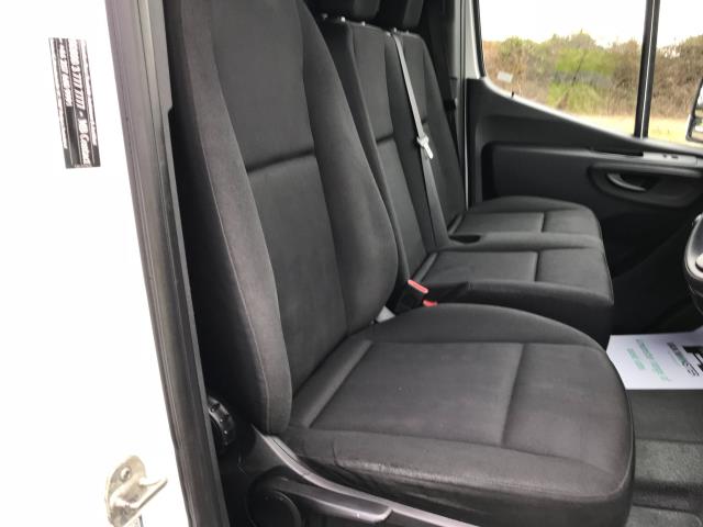2019 Mercedes-Benz Sprinter 3.5T L2 H2 Van EURO 6 (KL19XHD) Image 30