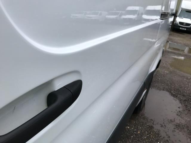 2019 Mercedes-Benz Sprinter 3.5T L2 H2 Van EURO 6 (KL19XHD) Image 21