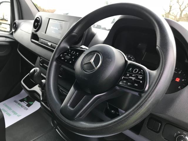 2019 Mercedes-Benz Sprinter 3.5T L2 H2 Van EURO 6 (KL19XHD) Image 32
