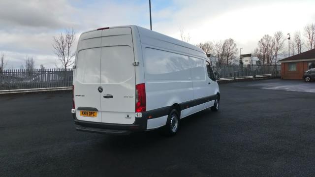 2019 Mercedes-Benz Sprinter 3.5T H2 Van Limited To 58 MPH (KM19DPC) Image 7