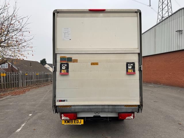 2019 Mercedes-Benz Sprinter 314 Luton Tail Lift Euro 6 (KM19EDJ) Image 8