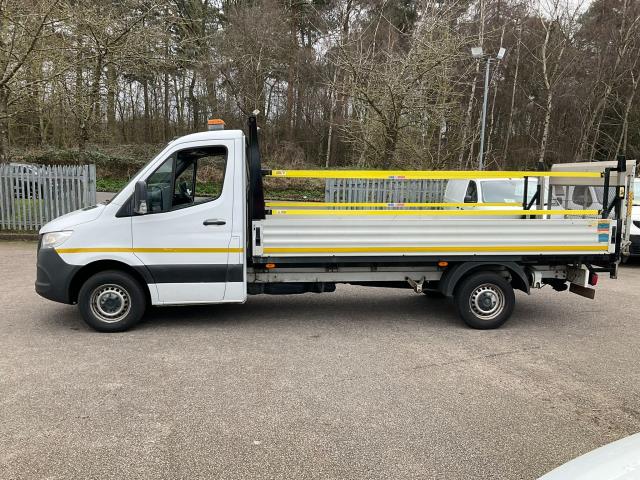 2020 Mercedes-Benz Sprinter 3.5T Dropside Tail Lift (KM20EEH) Image 4