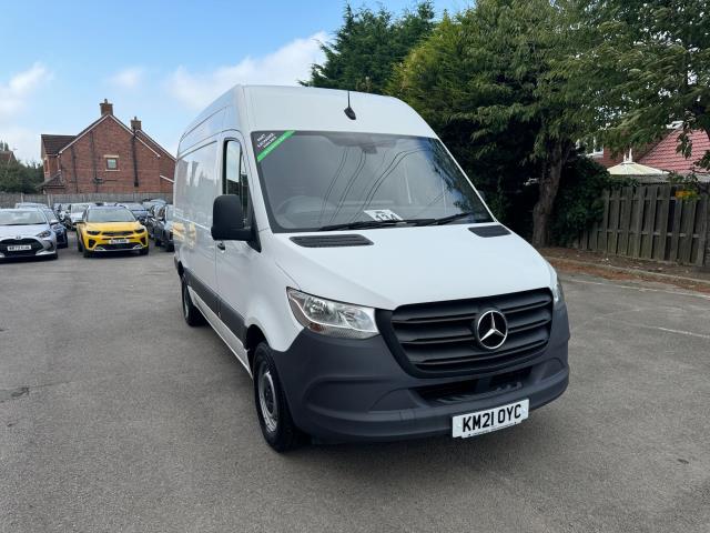 2021 Mercedes-Benz Sprinter 3.5T L2 H2 Progressive Van (KM21OYC) Image 2