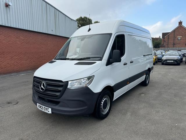 2021 Mercedes-Benz Sprinter 3.5T L2 H2 Progressive Van (KM21OYC) Image 4