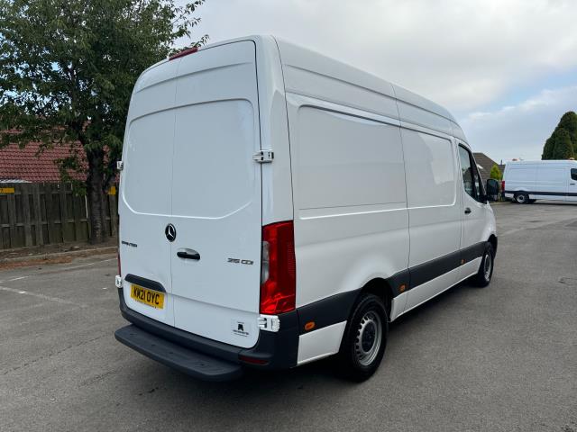 2021 Mercedes-Benz Sprinter 3.5T L2 H2 Progressive Van (KM21OYC) Image 9