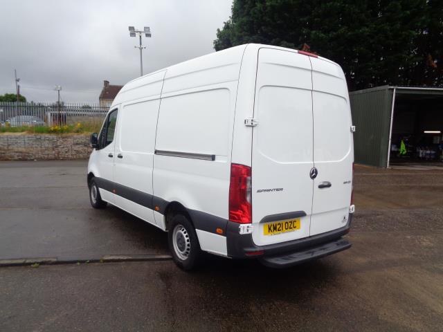 2021 Mercedes-Benz Sprinter 3.5T H2 L2 Progressive Van (KM21OZC) Image 8