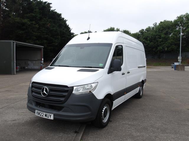 2022 Mercedes-Benz Sprinter 315 CDi L2 H2 Progressive Van (KM22MUY) Image 4