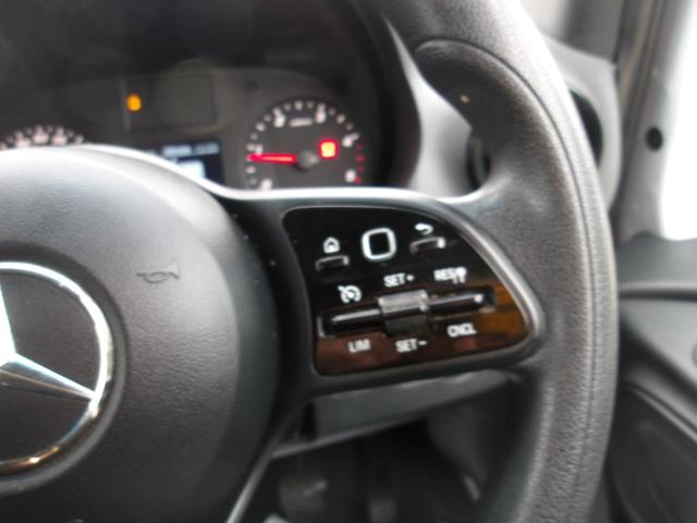 2022 Mercedes-Benz Sprinter 315 CDi L2 H2 Progressive Van (KM22MUY) Image 27