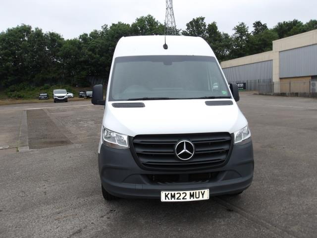 2022 Mercedes-Benz Sprinter 315 CDi L2 H2 Progressive Van (KM22MUY) Image 3
