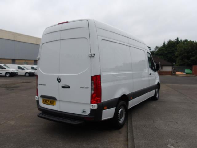 2022 Mercedes-Benz Sprinter 315 CDi L2 H2 Progressive Van (KM22MUY) Image 9