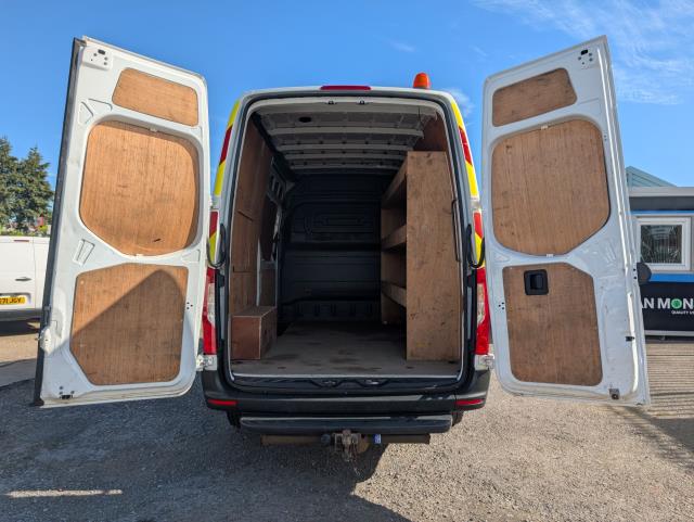 2022 Mercedes-Benz Sprinter 3.5T H2 Progressive Van (KM22MWW) Image 12