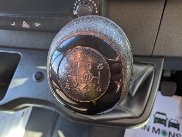 2022 Mercedes-Benz Sprinter 3.5T H2 Progressive Van (KM22MWW) Image 27