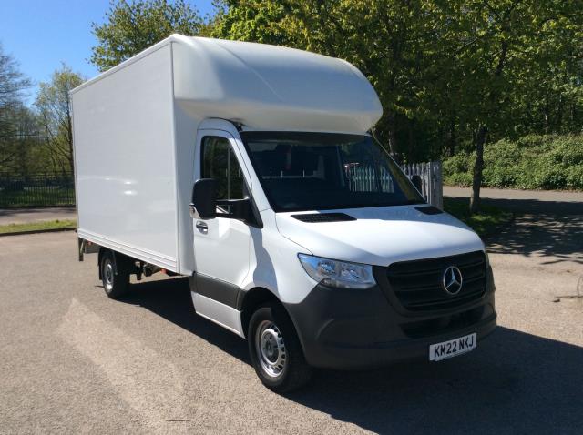 2022 Mercedes-Benz Sprinter 315CDI Hd Emissions Progressive (Tail Lift) (KM22NKJ) Image 2