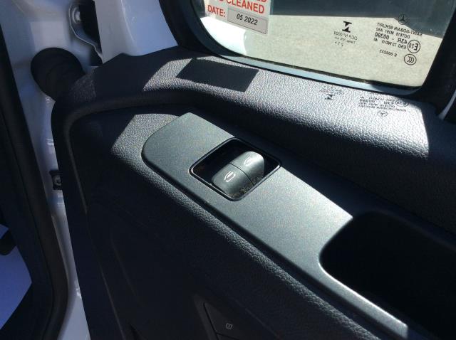 2022 Mercedes-Benz Sprinter 315CDI Hd Emissions Progressive (Tail Lift) (KM22NKJ) Image 28