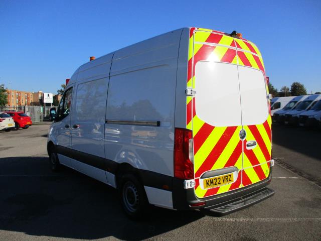 2022 Mercedes-Benz Sprinter 315CDI L2H2 RWD PROGRESSIVE (KM22VRZ) Image 7