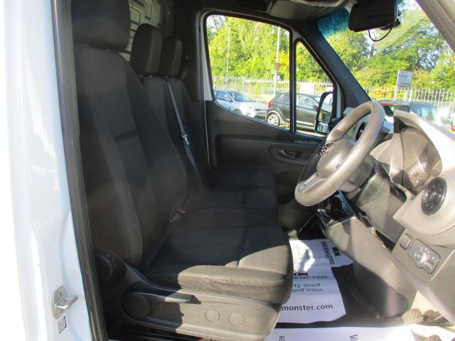 2022 Mercedes-Benz Sprinter 315CDI L2H2 RWD PROGRESSIVE (KM22VRZ) Image 12