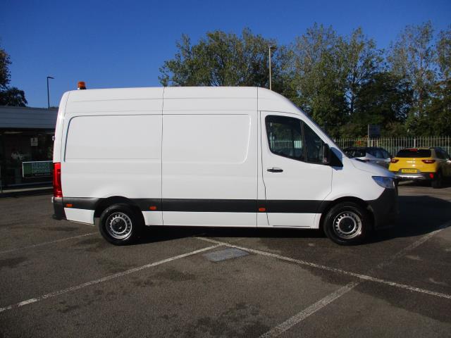 2022 Mercedes-Benz Sprinter 315CDI L2H2 RWD PROGRESSIVE (KM22VRZ) Image 3