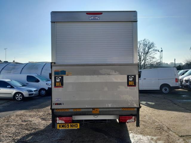 2019 Mercedes-Benz Sprinter 3.5T Luton (KM69NHD) Image 10