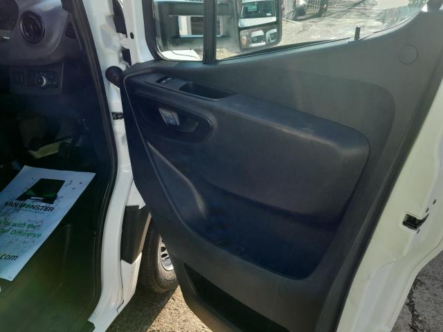 2019 Mercedes-Benz Sprinter 3.5T Luton (KM69NHD) Image 20