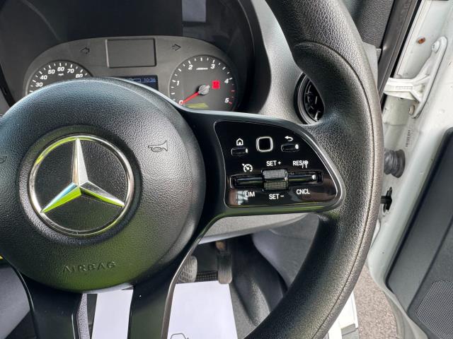 2019 Mercedes-Benz Sprinter L3 316 DROPSIDE TAILLIFT (KM69WRJ) Image 24