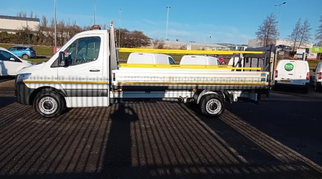 2020 Mercedes-Benz Sprinter 3.5T DROPSIDE (KM70MXC) Image 6