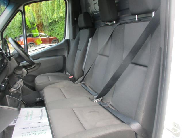 2021 Mercedes-Benz Sprinter 3.5T H2 Progressive Van (KM71CKU) Image 26