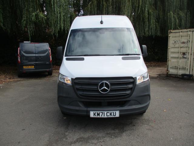 2021 Mercedes-Benz Sprinter 3.5T H2 Progressive Van (KM71CKU) Image 11
