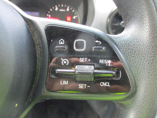 2021 Mercedes-Benz Sprinter 3.5T H2 Progressive Van (KM71CKU) Image 19