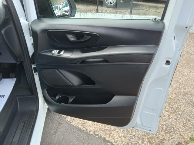 2021 Mercedes-Benz Vito 116Cdi Progressive Van 9G-Tronic (KM71GFU) Image 24