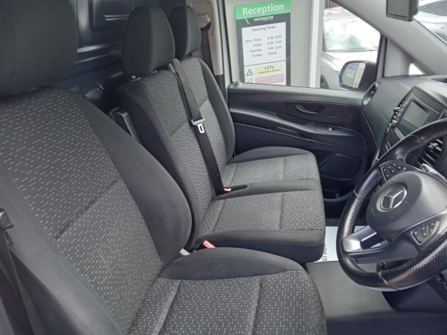 2021 Mercedes-Benz Vito 116Cdi Progressive Van 9G-Tronic (KM71GFU) Image 22