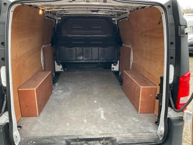2021 Mercedes-Benz Vito 116Cdi Progressive Van 9G-Tronic (KM71GHD) Image 12