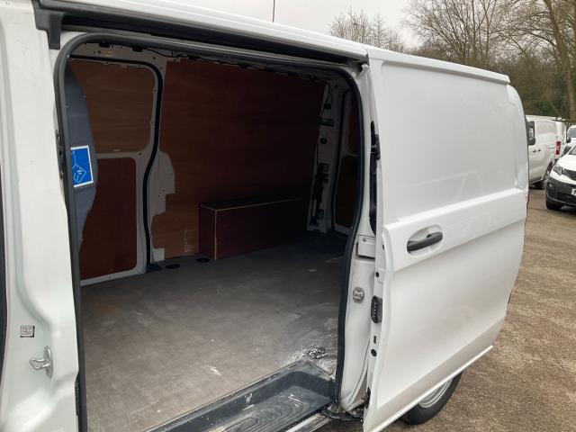 2021 Mercedes-Benz Vito 116Cdi Progressive Van 9G-Tronic (KM71GHD) Image 7