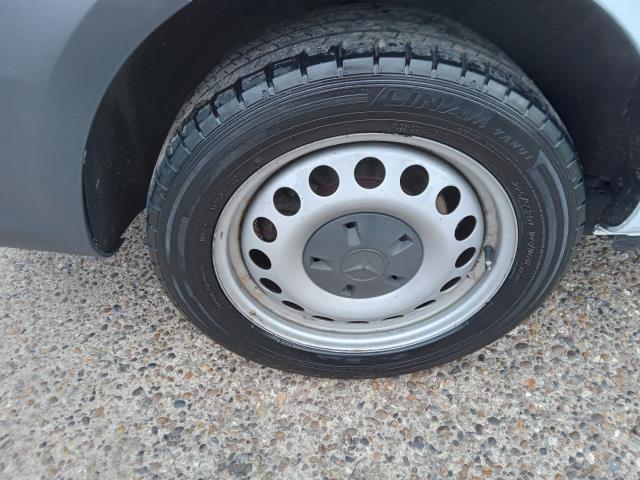 2021 Mercedes-Benz Vito 116Cdi Progressive Van 9G-Tronic (KM71GHK) Image 31